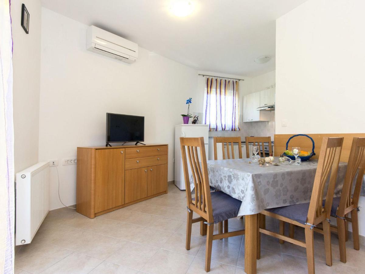 Apartment Andrea - Mod140 By Interhome Martina Luaran gambar